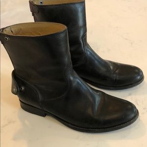 Frye Melissa Button Short Boot